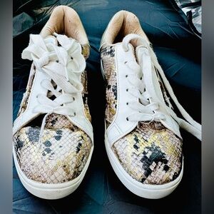 SODA Snakeskin Leather Gold, White & Blk Low-Top Athletic Fashion Sneakers 8.5